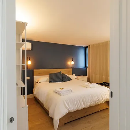 Vaticano Centro Aura D1 アパート