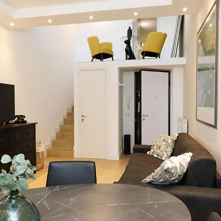 Vaticano Centro Aura D1 アパート *